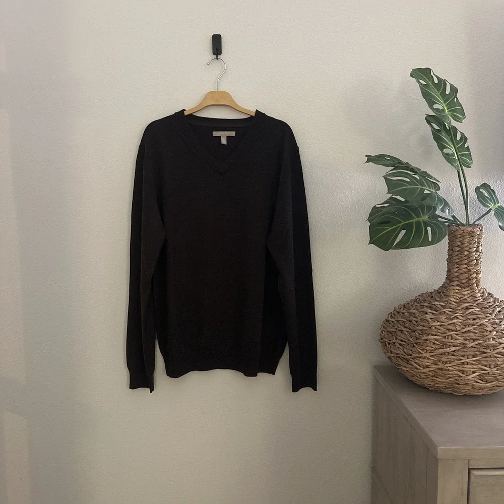 Nordstrom Men's 100% Merino Wool V-Neck Sweater‎ Size XL Classic